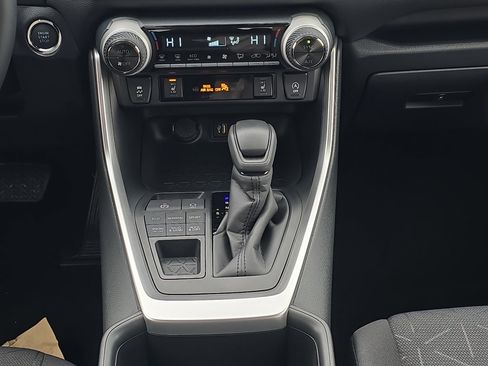 New 2025 Toyota RAV4 XLE image 25