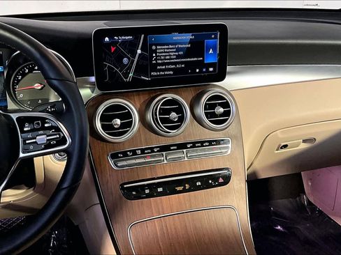 Certified 2021 Mercedes-Benz GLC 300 4MATIC image 7