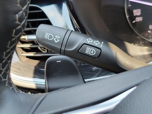 Used 2023 Buick Envision Essence AWD/4WD image 17