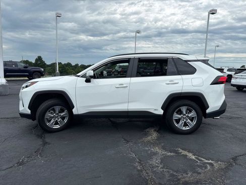 Used 2025 Toyota RAV4 XLE w/ Weather Package AWD/4WD image 5