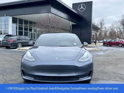 Used 2023 Tesla Model 3 Standard Range image 2