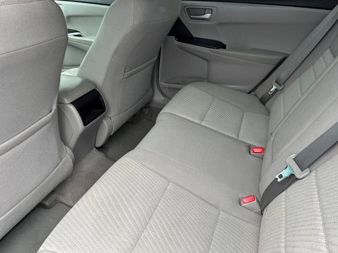 Used 2017 Toyota Camry LE image 14