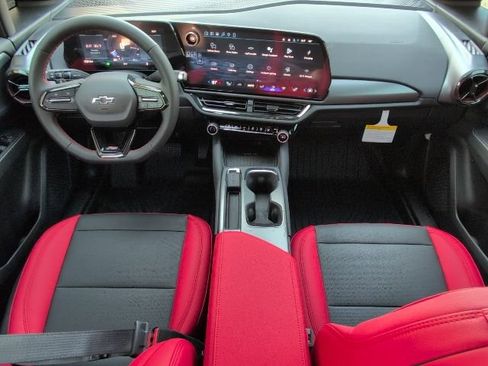 New 2026 Chevrolet Equinox EV RS image 5