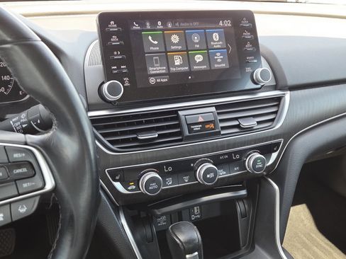 Used 2020 Honda Accord EX-L image 26