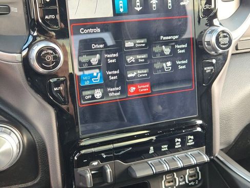 Used 2021 RAM 1500 Laramie image 28