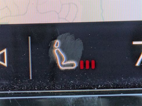 Certified 2023 Volvo XC60 B5 Plus image 28