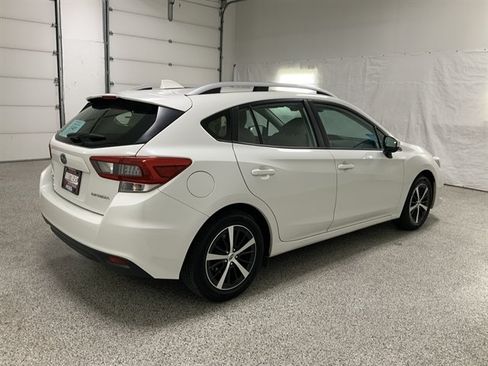 Used 2023 Subaru Impreza 2.0i Premium AWD/4WD image 5