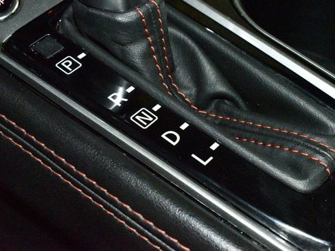 Used 2023 Nissan Altima 2.5 SR FWD image 40