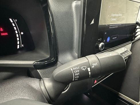 Used 2025 Toyota Camry LE image 22