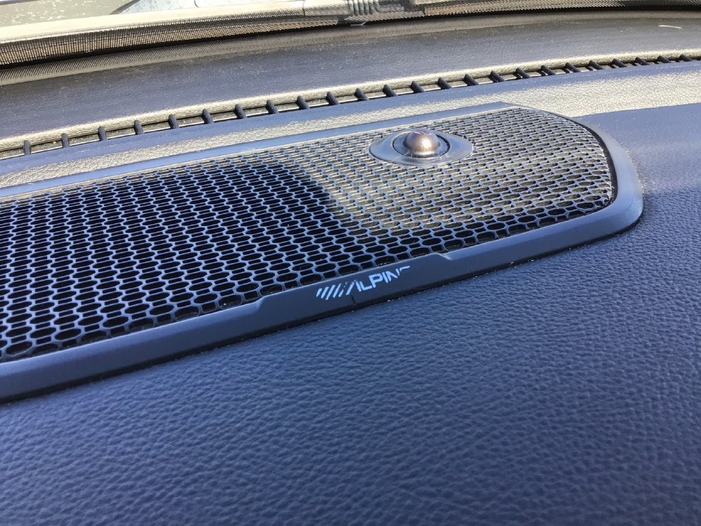 Used 2019 RAM 1500 Laramie RWD image 33