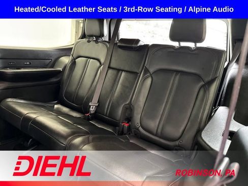 Used 2024 Jeep Wagoneer Series III AWD/4WD image 21