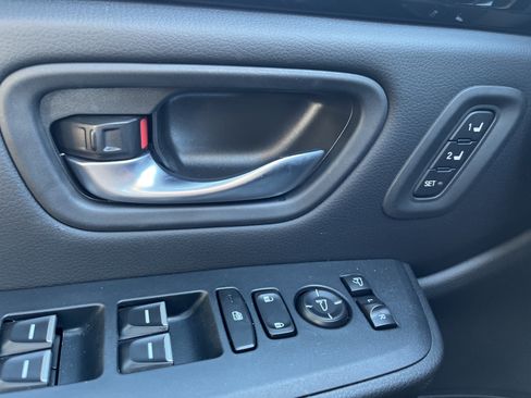 Used 2024 Honda Pilot TrailSport image 27