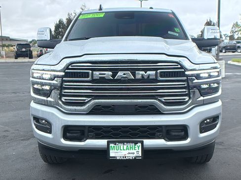 Used 2026 RAM 2500 Laramie AWD/4WD image 8