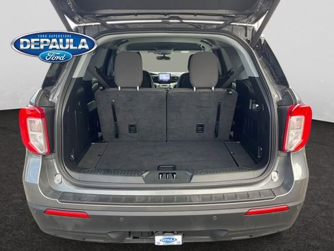 Certified 2022 Ford Explorer XLT w/ Class IV Trailer Tow Package image 6