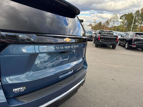 New 2026 Chevrolet Suburban Premier image 33