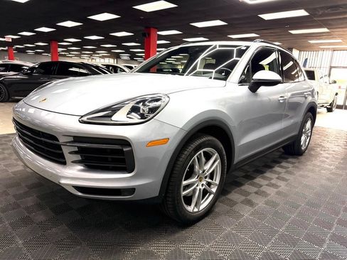 Used 2020 Porsche Cayenne AWD/4WD image 7