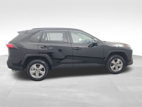Used 2025 Toyota RAV4 XLE image 4