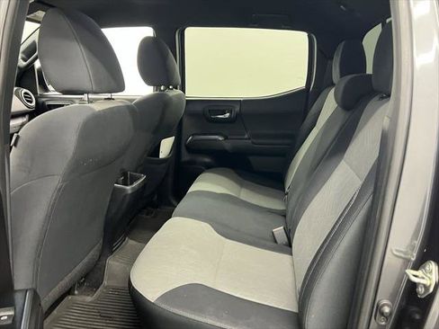 Certified 2020 Toyota Tacoma TRD Sport image 8