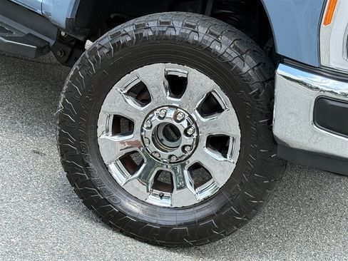 Used 2023 Ford F350 Lariat w/ Chrome Package AWD/4WD image 25