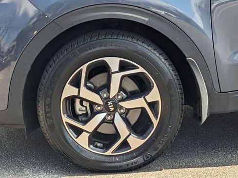 Used 2022 Kia Sportage LX image 28