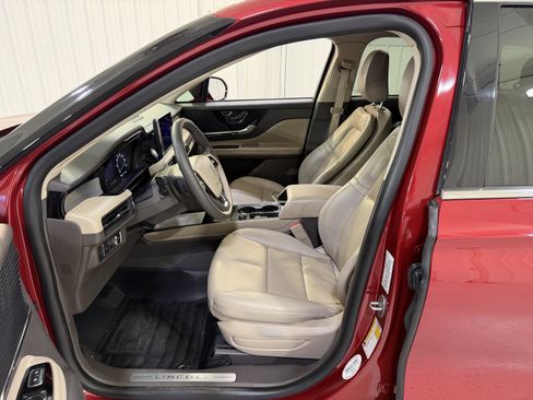 Used 2022 Lincoln Corsair FWD w/ Equipment Group 101A image 10