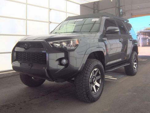 Used 2018 Toyota 4Runner SR5 Premium AWD/4WD image 1