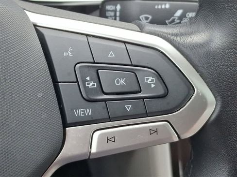 Used 2023 Volkswagen Jetta SE image 24