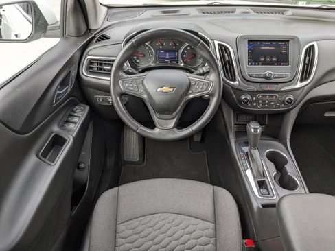 Used 2021 Chevrolet Equinox LT FWD image 17