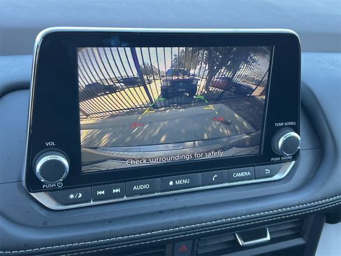 Certified 2023 Nissan Rogue SV image 15