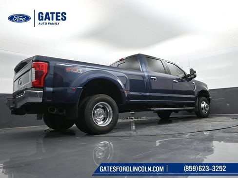 Used 2019 Ford F350 Lariat w/ Lariat Ultimate Package AWD/4WD image 39