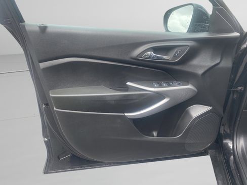 Used 2024 Chevrolet Trax RS w/ Driver Confidence Package image 13