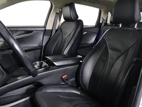 Used 2021 Lincoln Nautilus Reserve w/ Cargo Utility Package image 31