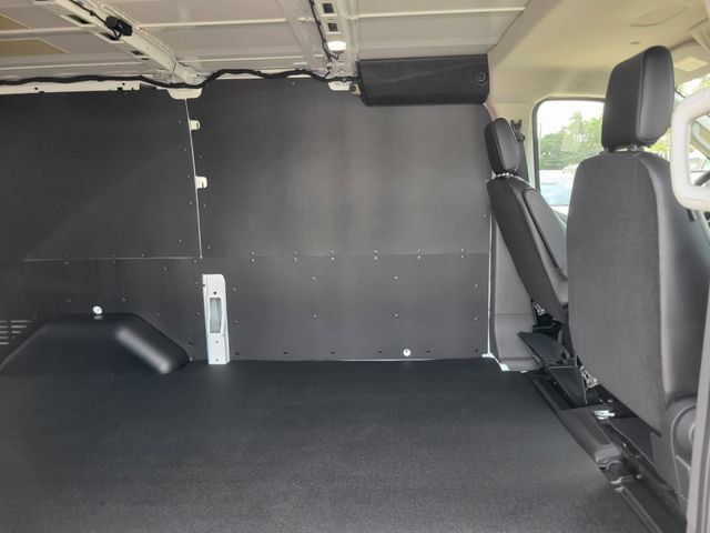 New 2026 Ford Transit 150 Low Roof w/ Load Area Protection Package RWD image 9