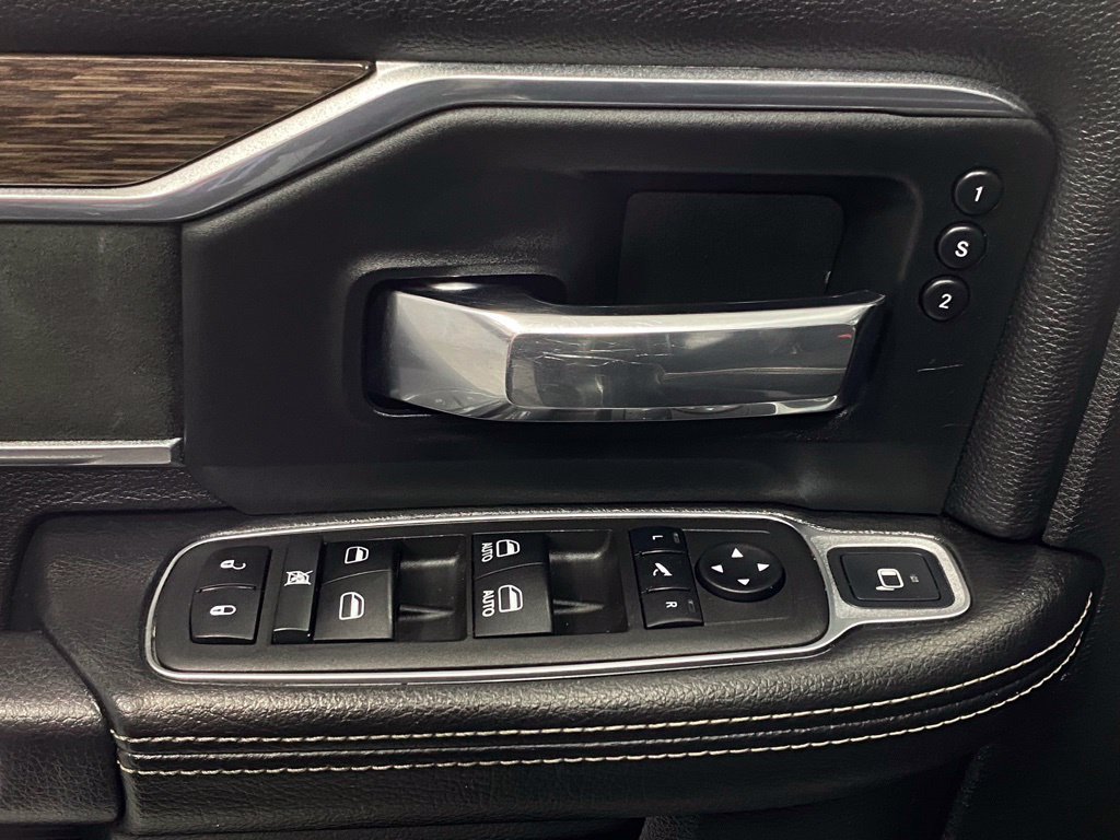 Used 2019 RAM 3500 Laramie AWD/4WD image 14