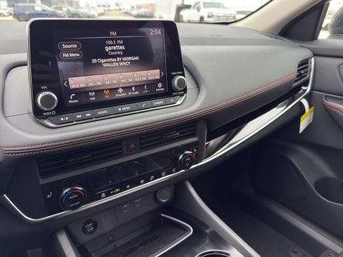New 2026 Nissan Rogue SV AWD/4WD image 20