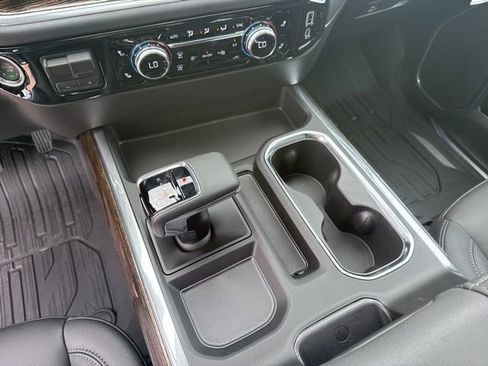 New 2026 GMC Sierra 1500 Elevation w/ Elevation Premium Package AWD/4WD image 30