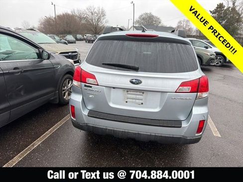 Used 2014 Subaru Outback 2.5i Limited w/ Moonroof Package image 6