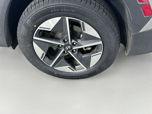 Used 2025 Hyundai Tucson SEL FWD image 11