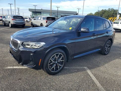 Used 2023 BMW X3 xDrive30i w/ M Sport Package image 2