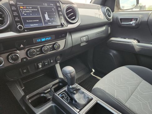 Used 2023 Toyota Tacoma TRD Off-Road AWD/4WD image 20