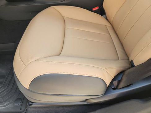 New 2026 Land Rover Range Rover Sport Dynamic SE AWD/4WD image 17