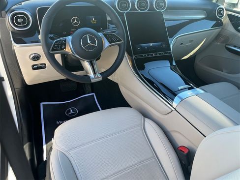 Certified 2025 Mercedes-Benz GLC 350e 4MATIC image 9