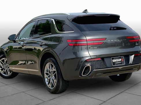 Used 2025 Genesis GV70 2.5T AWD/4WD image 12