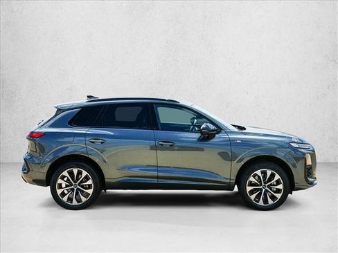 New 2026 Audi Q3 quattro 2.0T AWD/4WD image 4