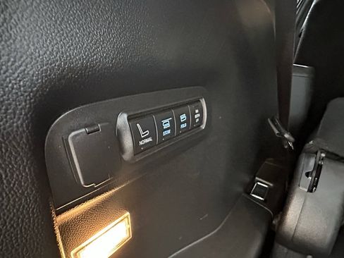 Used 2016 Ford Explorer Sport w/ Equipment Group 401A AWD/4WD image 21