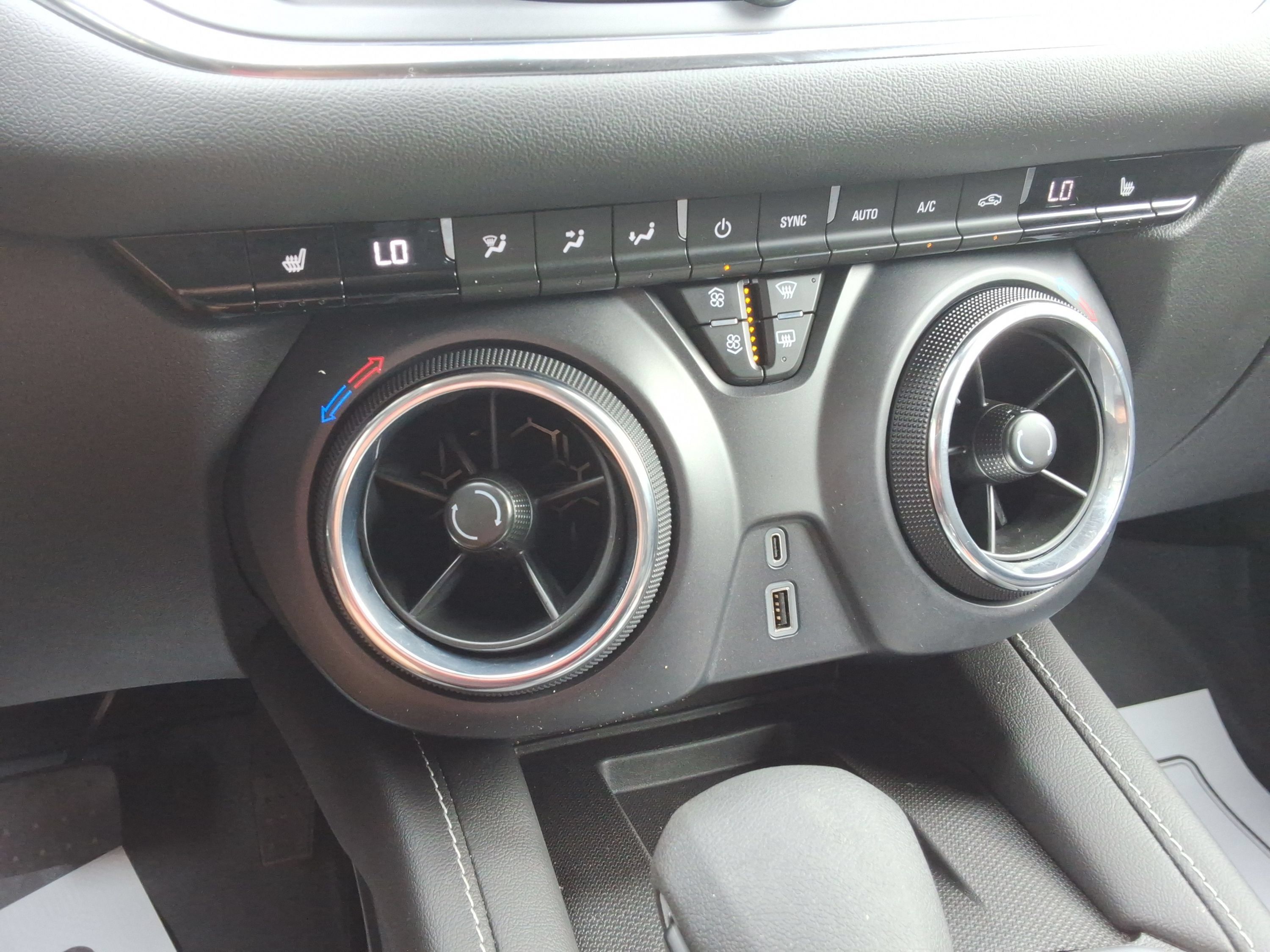 Used 2023 Chevrolet Blazer LT w/ Convenience Package AWD/4WD image 17
