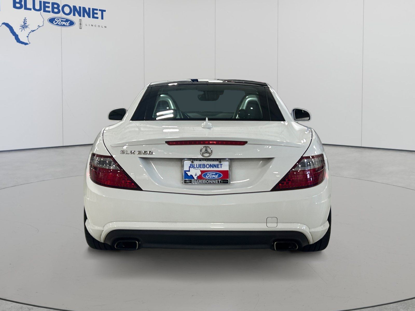 Used 2015 Mercedes-Benz SLK 250 image 6