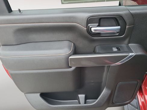 Used 2022 GMC Sierra 2500 AT4 image 18