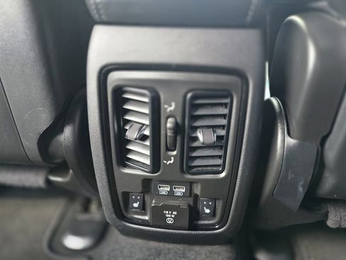 Used 2022 Dodge Durango GT AWD/4WD image 14