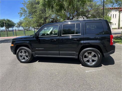 Used 2015 Jeep Patriot High Altitude AWD/4WD image 4